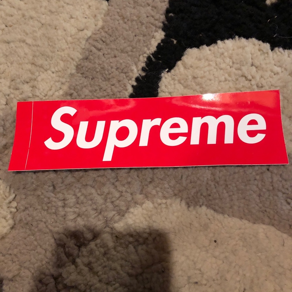SUPREME STICKER DECAL